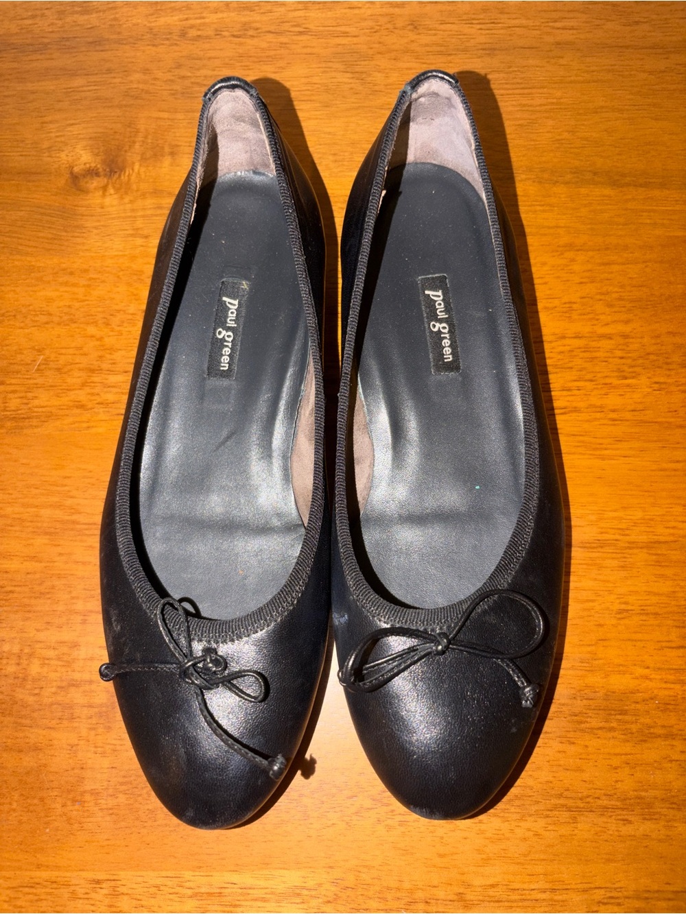Paul Green Black Leather Bow Ballet Flats US 7
